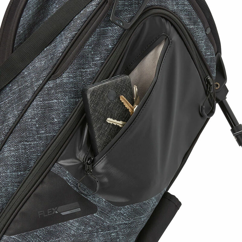 TaylorMade FlexTech Crossover Golf Stand Bag 4 TaylorMade FlexTech Crossover Golf Stand Bag - Image 4